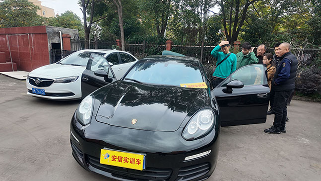 2024汽车电子培训学校现场 (169).jpg